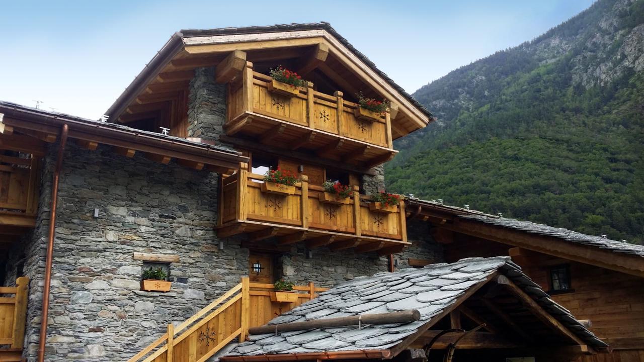 Bed & Breakfast Anisor - Parblanc Ла Сале Екстериор снимка